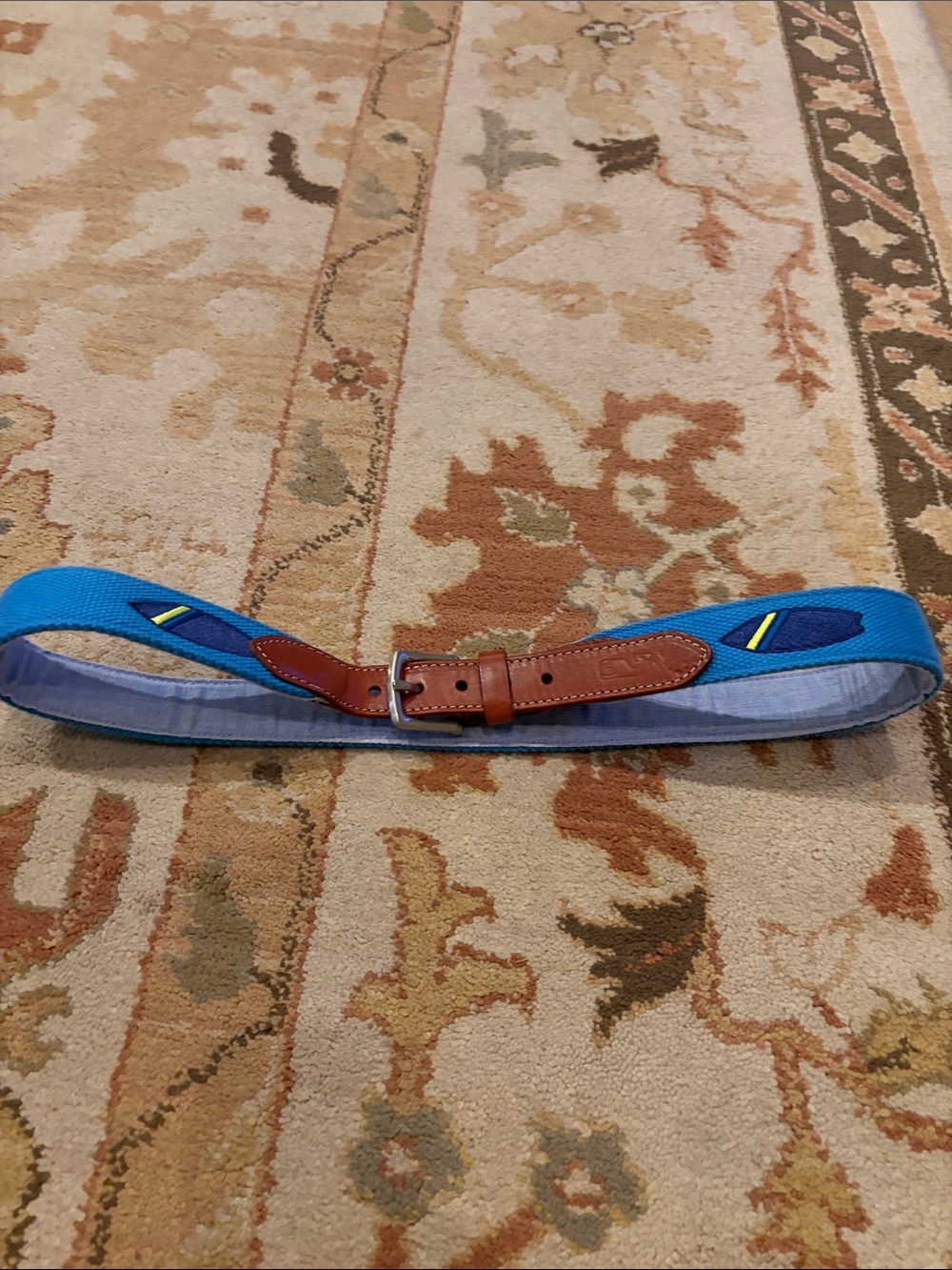 Men's vineyard vines Blue needlepoint Belt with Leather Trim